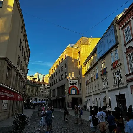 Luxury Penthouse At The Historical Centre Parking * Братислава