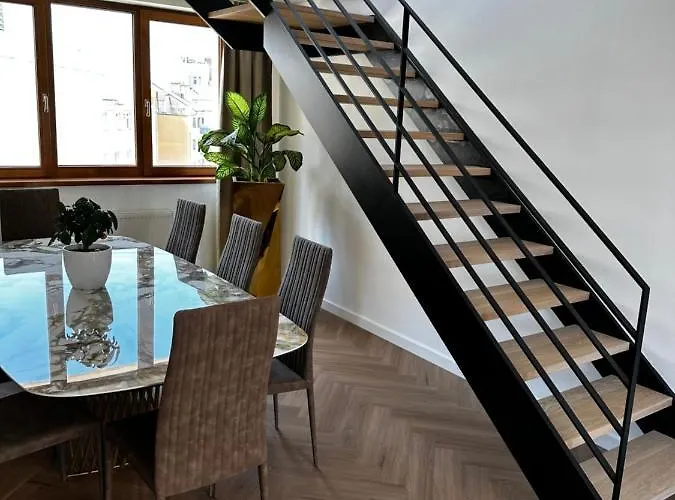 Luxury Penthouse At The Historical Centre Parking براتسيلافا