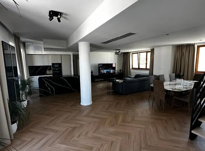 شقة Luxury Penthouse At The Historical Centre Parking *