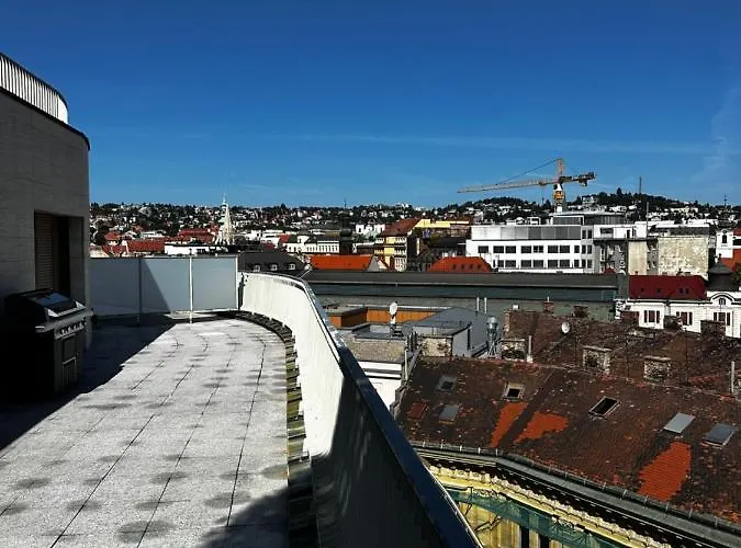 Luxury Penthouse At The Historical Centre Parking Apartmán