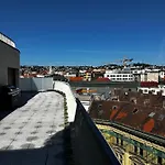 Luxury Penthouse At The Historical Centre Parking شقة